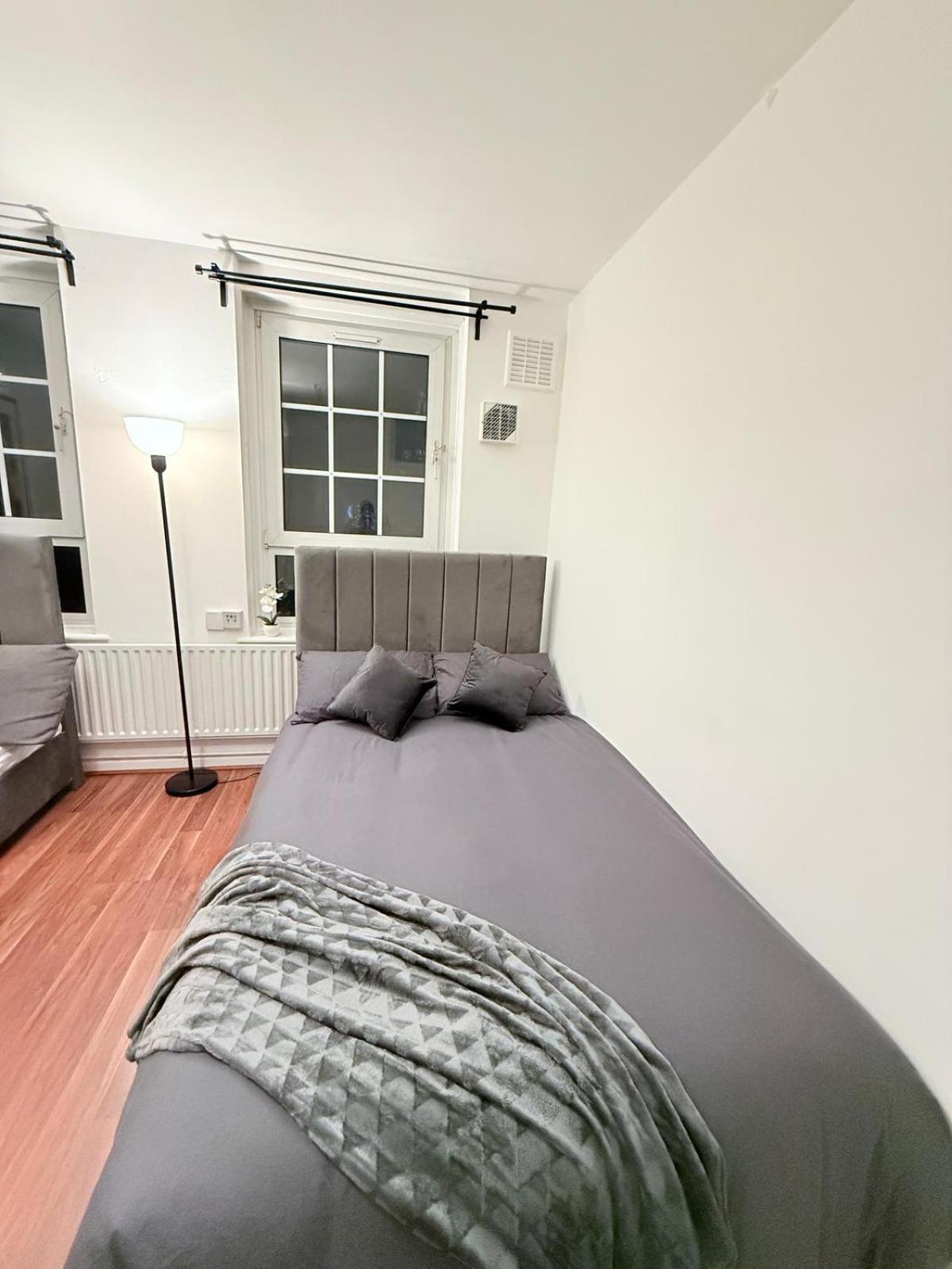 East End Escape - For 6ppl Near - 3mins To Dlr Overground *